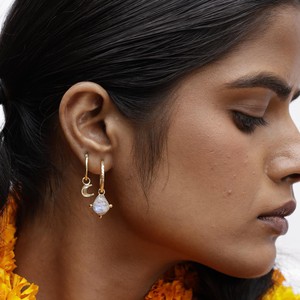 Soul Stone Hoops Moonstone Silver from Loft & Daughter