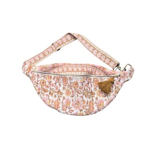 Sita Slouch Bag- Pink from Loft & Daughter