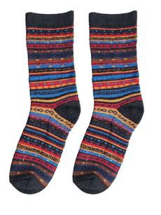 Alpaca sokken met motief hut - zwart via Lotika