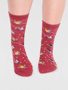 Dames sokken amaryllis skiënde katten - brick red via Lotika