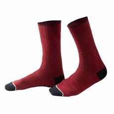 Warme wollen sokken Lorin - lava rood van Lotika