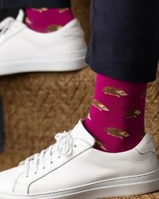 Swole Panda bamboesokken met egels – pink via Lotika