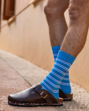 Swole Panda gestreepte bamboesokken lichtblauw from Lotika