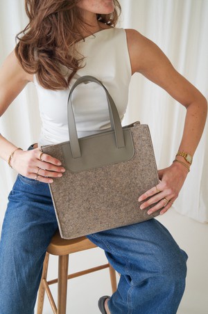 Handtas ANNE - Taupe from MADE out of