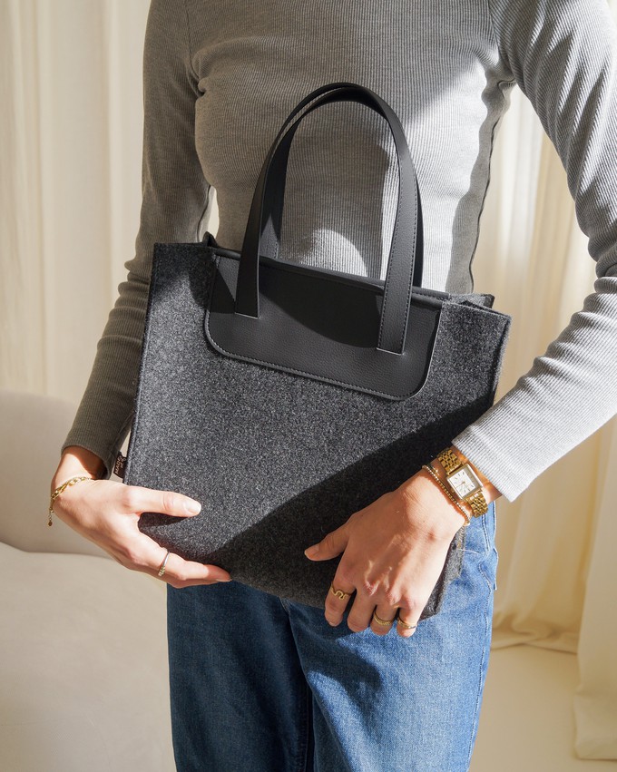 Handtas ANNE - Zwart from MADE out of