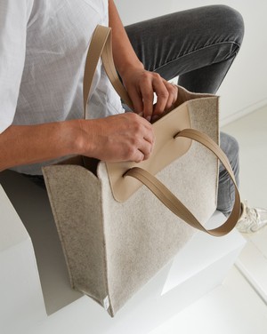 Handtas ANNE - Beige from MADE out of