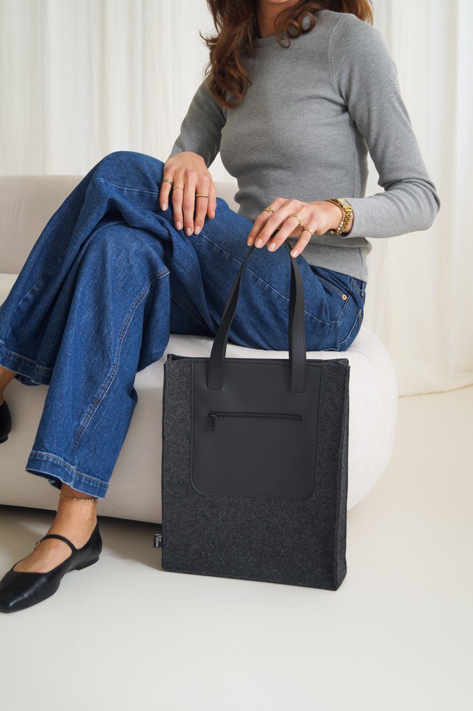 Paperbag KIEN - Zwart from MADE out of