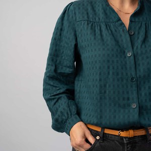 Nina Petrol blouse from Marjolein Elisabeth
