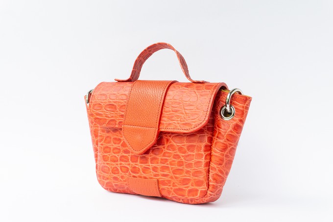 Naïma bag small Coral red turtle from Marlene Fernandez