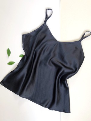 Organische Satijn Zijden Singlet Top from Māsa Organic