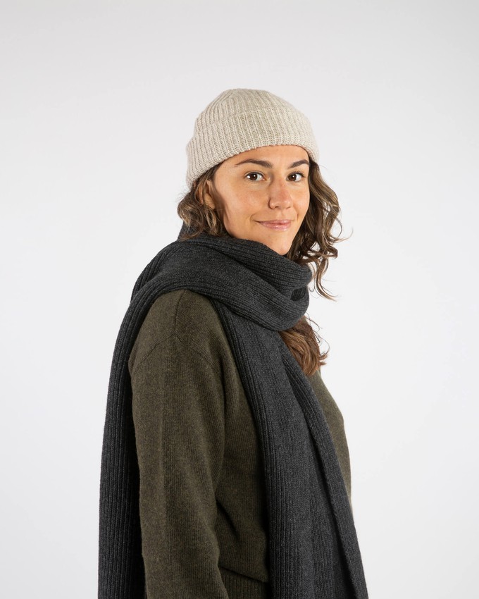 Knit Scarf charcoal from Matona