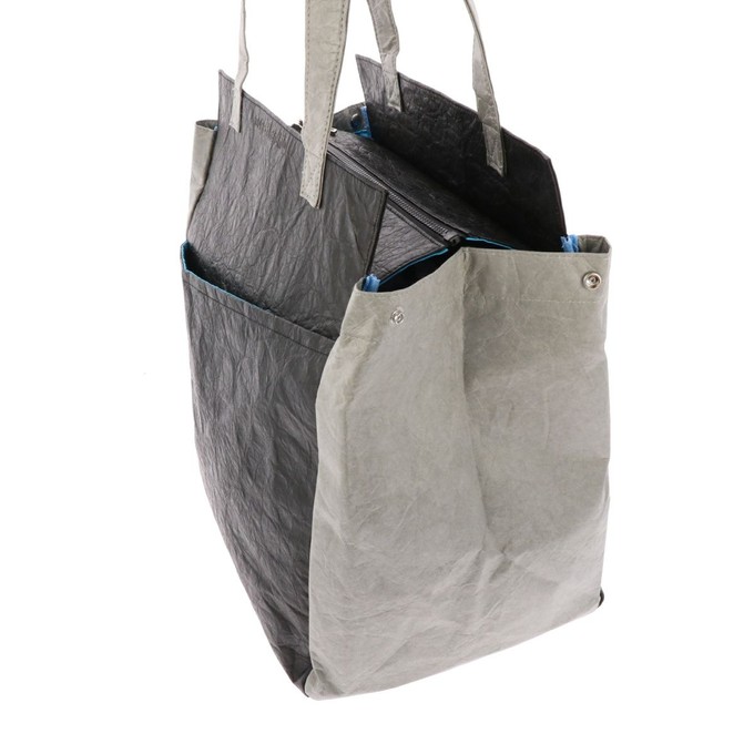 Lichtgewicht vegan shopper tas met rits Fiona - zwart/grijs from MoreThanHip