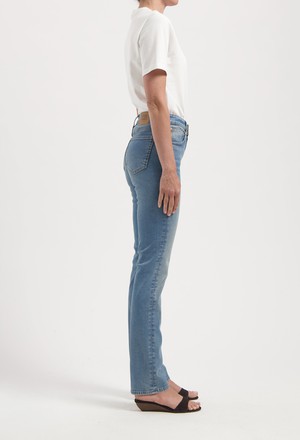 Logan High Slim - Earth Faded from Mud Jeans