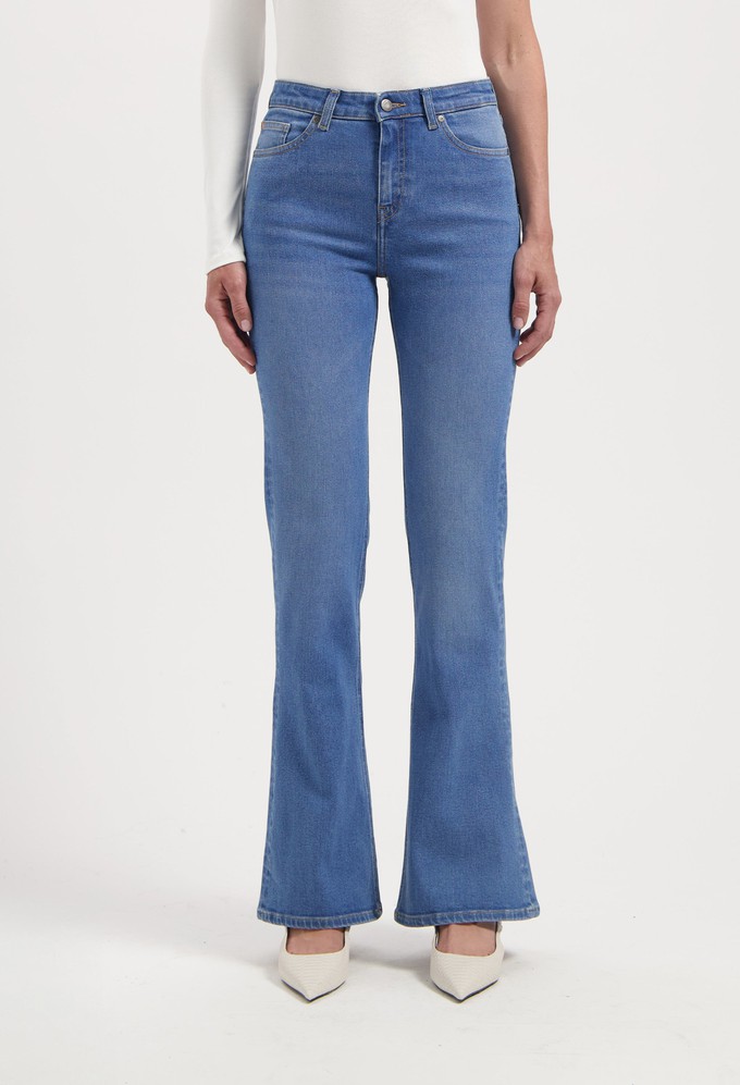 Isy High Flared - Fresh Fade from Mud Jeans