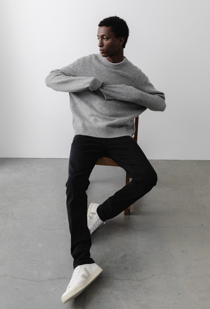 Dunn Low Tapered - Stone Black from Mud Jeans