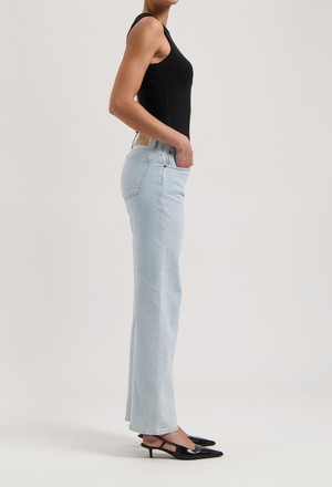 Carry Mid Straight - Light Stone from Mud Jeans