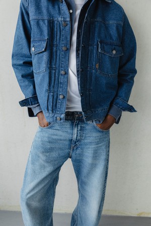 Benny Denim Jacket - Medium Stone from Mud Jeans