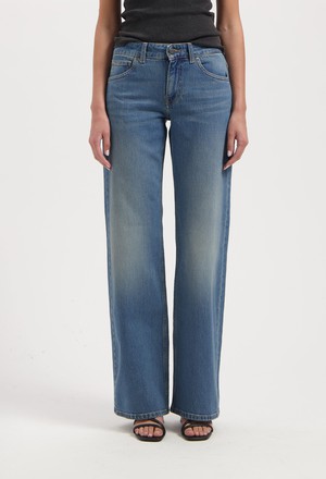 Cleo Mid Loose - Earth Stone from Mud Jeans