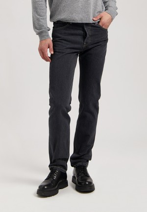 John Mid Straight - Medium Black from Mud Jeans