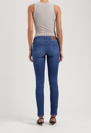 Faye Low Slim - Stone Indigo from Mud Jeans