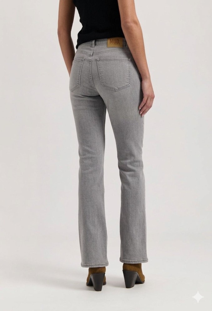Isy High Flared - Faded Grey from Mud Jeans