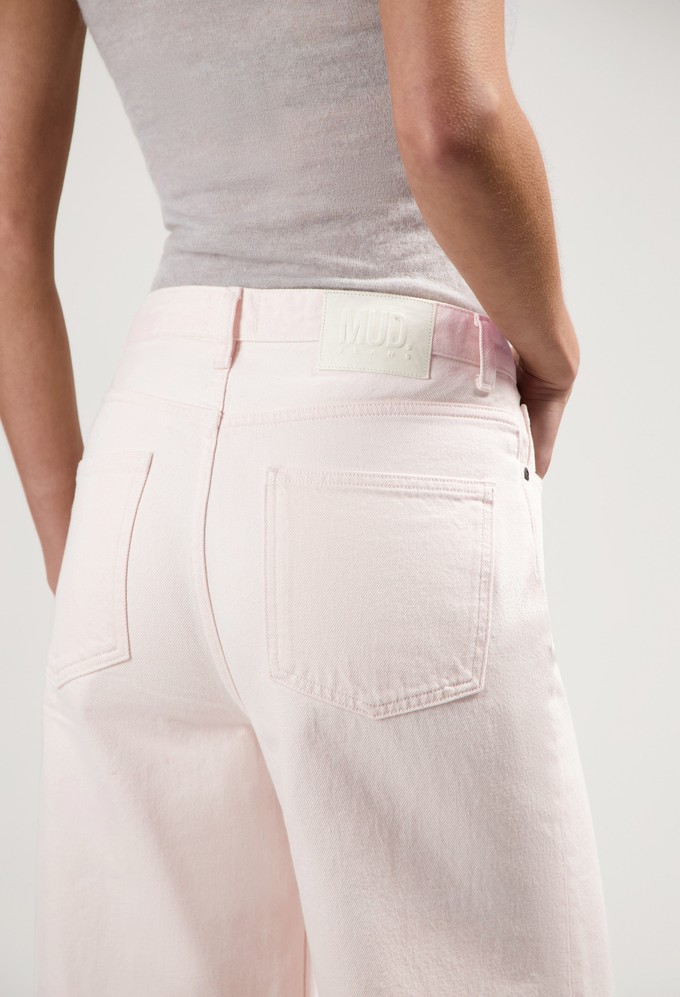Sara High Loose Flow - Rosewater from Mud Jeans