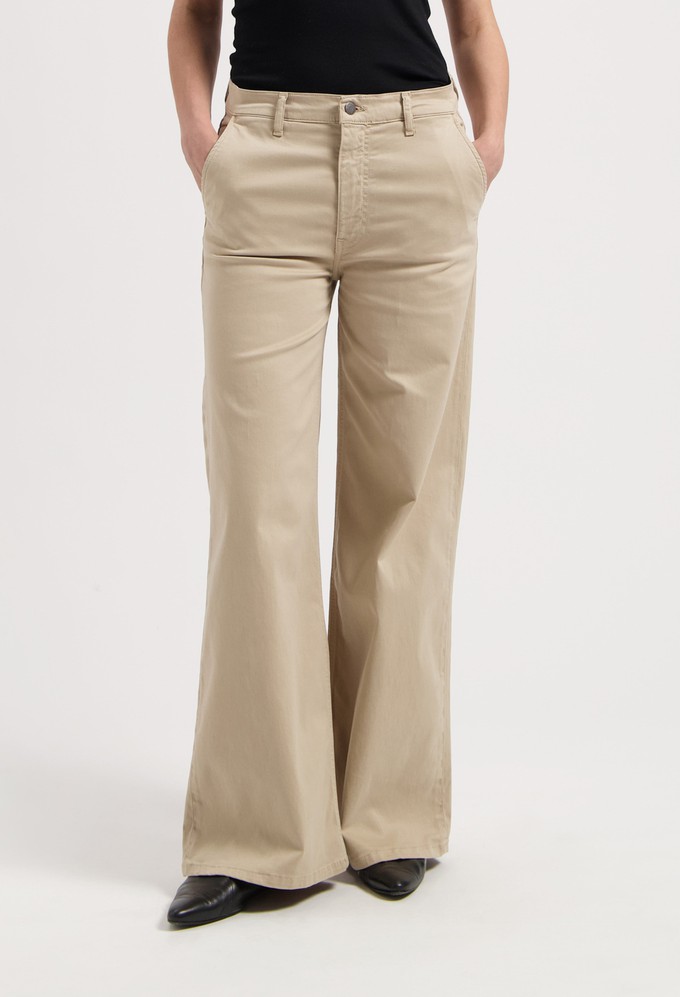 Chelsea Mid Loose - Sand from Mud Jeans