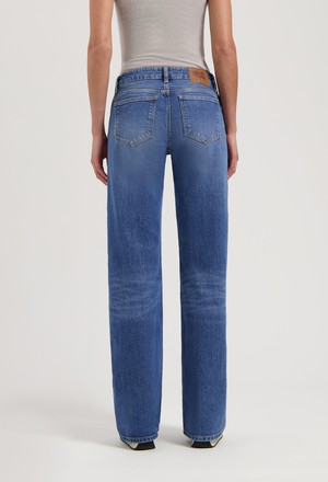 Cleo Mid Loose - Old Stone from Mud Jeans
