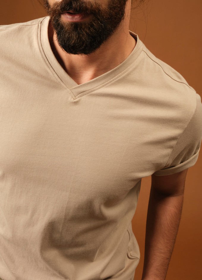 Clay Classic V-Neck from No Nasties