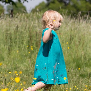 LITTLE GREEN RADICALS Zomerjurkje van biokatoen met vogels from Olifant en Muis