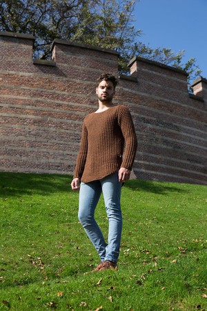 Knitted Sweater Se'etaga from OUTRGS