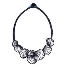 Shell Inner Tube Necklace van Paguro Upcycle