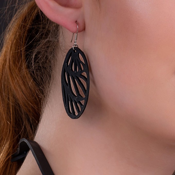 Seraphine (III) Recycled Rubber Oval Earrings from Paguro Upcycle