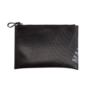 Lewis Essential Medium Flat Vegan Pouch from Paguro Upcycle