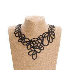 Lilac Statement Inner Tube Necklace van Paguro Upcycle