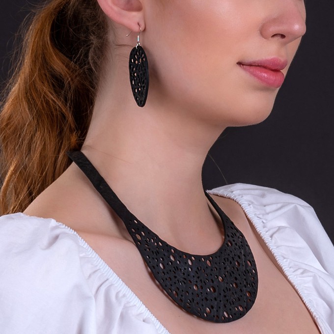 Seraphine (II) Recycled Rubber Oval Earrings from Paguro Upcycle Seraphine (II) Recycled Rubber Oval Earrings from Paguro Upcycle