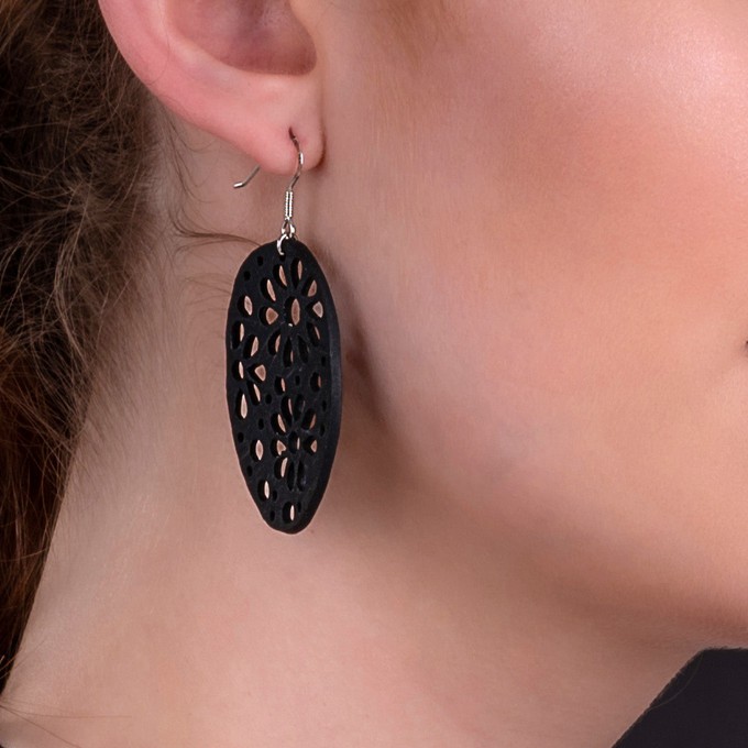Seraphine (II) Recycled Rubber Oval Earrings from Paguro Upcycle Seraphine (II) Recycled Rubber Oval Earrings from Paguro Upcycle