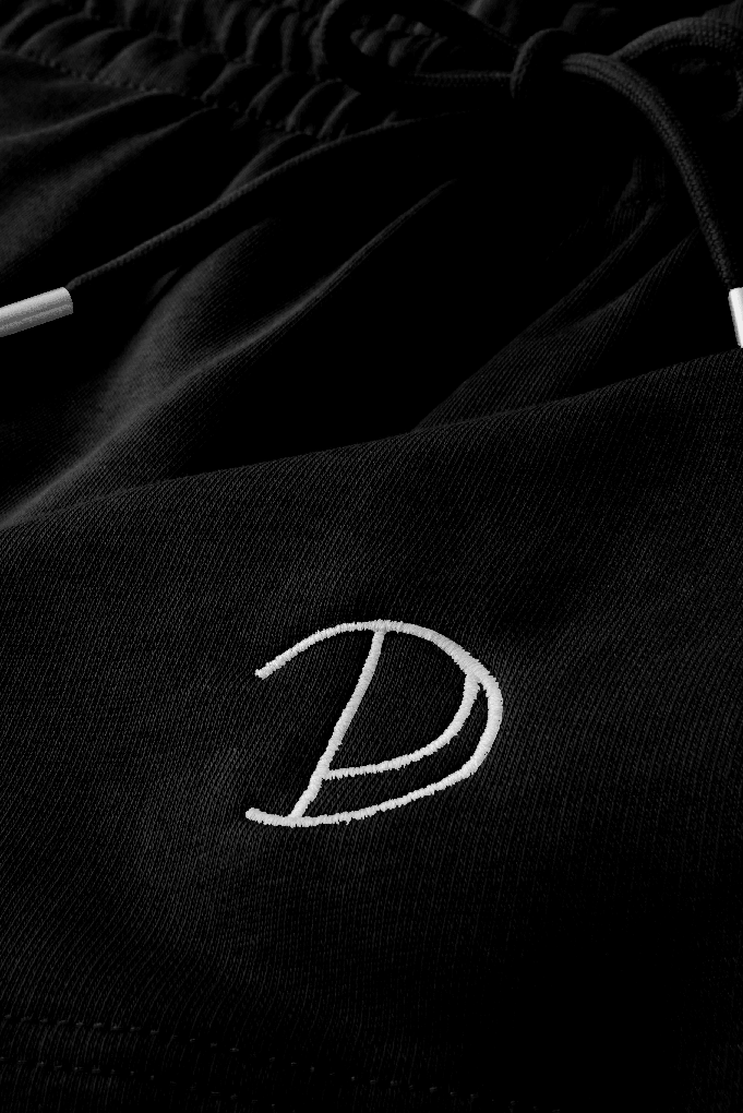 Embroidered P Shorts from Pitod