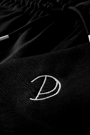 Embroidered P Shorts from Pitod