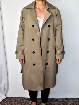 Classic Cotton Gabardine Trench Coat from Pret a Collection Classic Cotton Gabardine Trench Coat from Pret a Collection