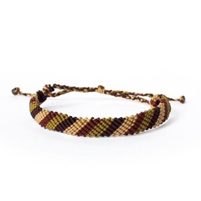 Milli Macrame Bracelet from Project Três