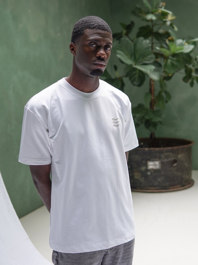 Tee - Heritage White from QURC. amsterdam