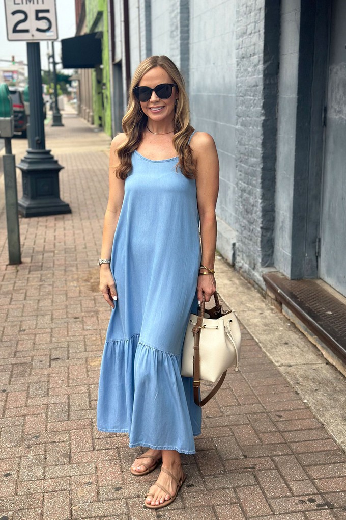 Flowy Maxi Dress in Blue Denim from Reistor