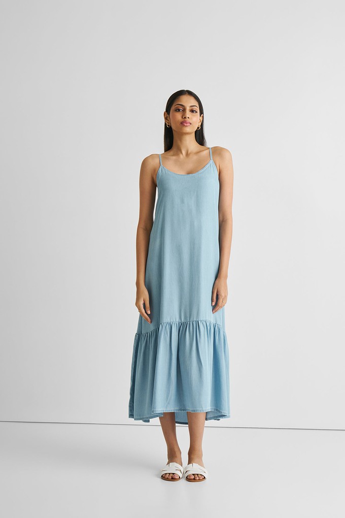 Flowy Maxi Dress in Blue Denim from Reistor