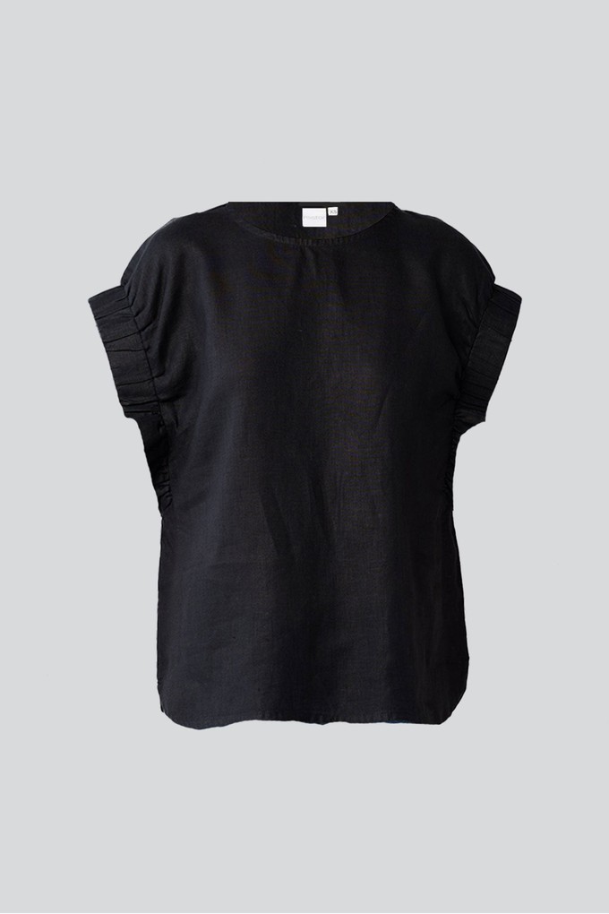 Hemp Top with Gathered Sleeve Detail in Black from Reistor