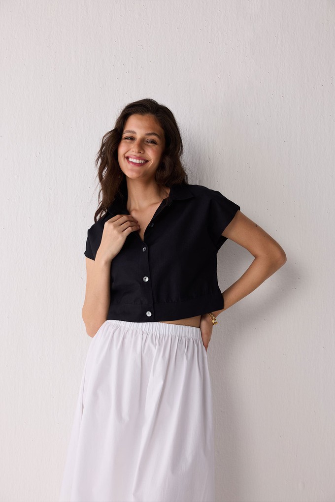 Oversized Crop Shirt in Black from Reistor