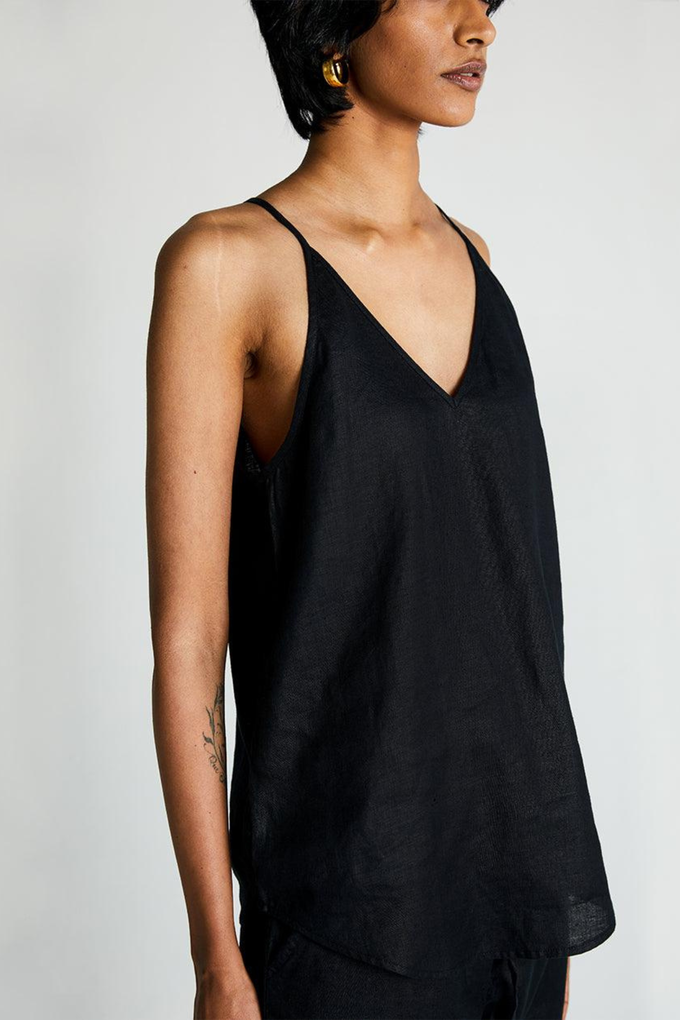 Endless Sunday Top in Black from Reistor