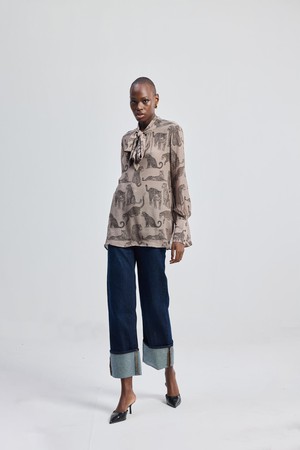 Relaxed-Fit Top with Front-tie in Animal Print from Reistor