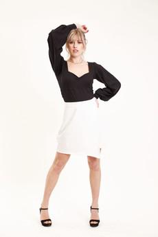 White Asymmetrical A-Line Skirt van Roses & Lilies