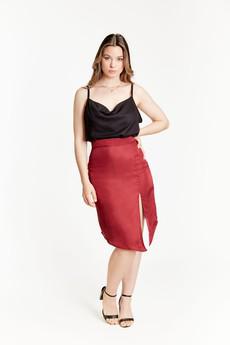 Dark Red Vegan Silk High Waisted Split Skirt van Roses & Lilies
